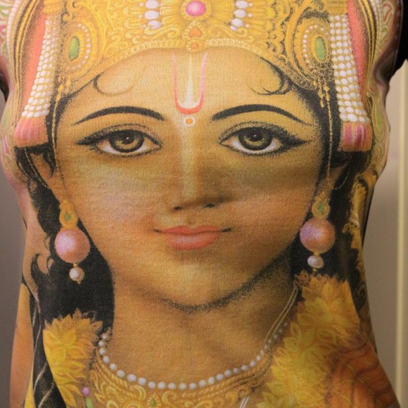 Deity Sleeveless Top - Picture 3 of 4